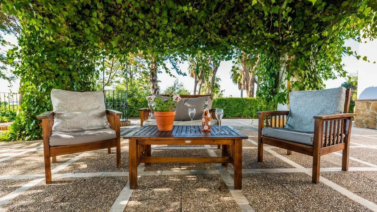 Casa La Algazara Villamartin By Ruralidays Spain